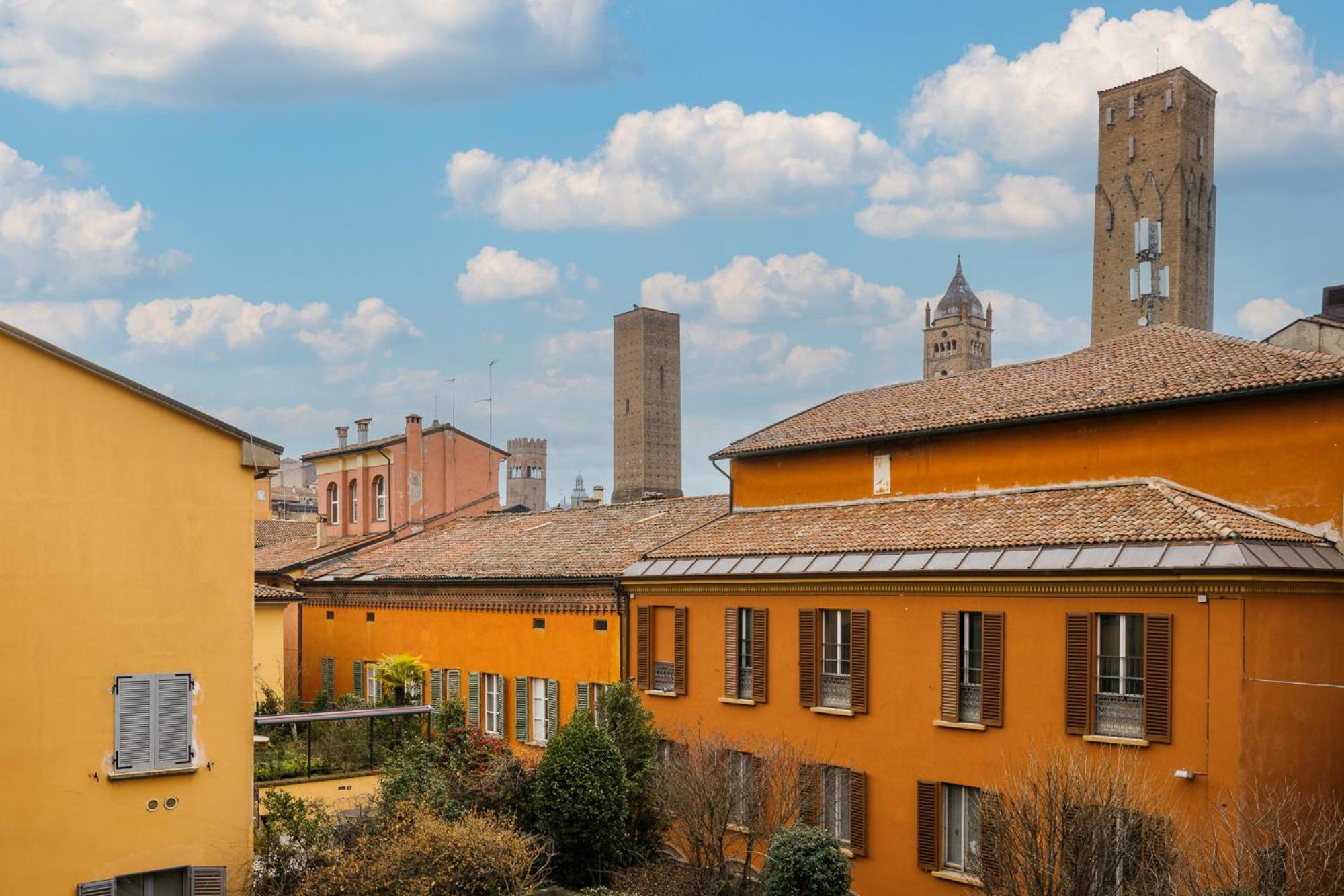 San Martino - Luxury Apartments By Design Club Collection Bologna Eksteriør billede