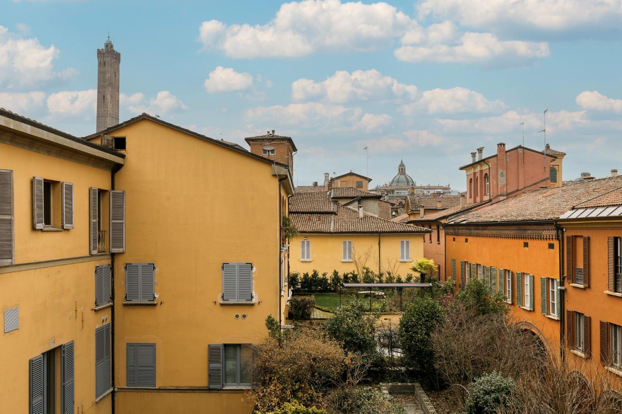 San Martino - Luxury Apartments By Design Club Collection Bologna Eksteriør billede